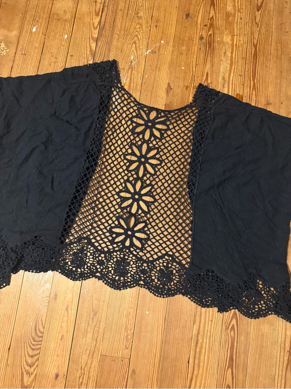 Women's LOT of 3 different Kimonos Coverups